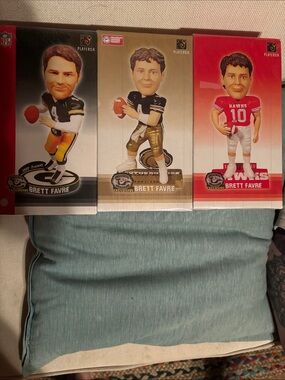 NFL Assorted Team Bobblehead Set in Black, Gold, Red and White